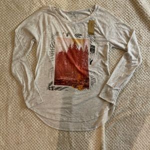 Soft and sexy American Eagle long sleeve medium shirt